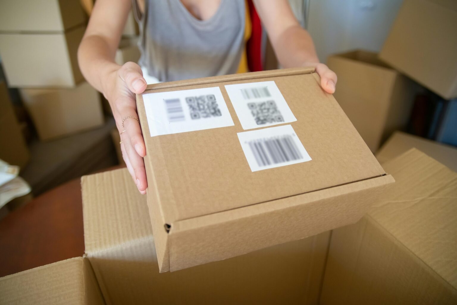 Pick & Pack - Profile Handling - Bespoke Storage & Transport Solutions